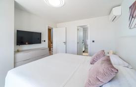 2-bedrooms villa 96 m² in Brač, Croatia for 1,290,000 €