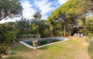 4-bedroom villa 203 m² in Barcelona for 850,000 €