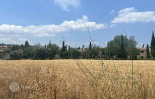 Land plot 8,875 m² in Poli Crysochous for 1,250,000 €