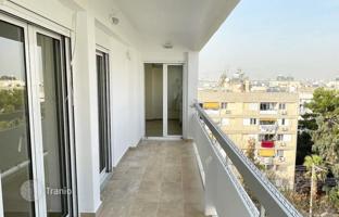 2-room apartment 78 m² in Piraeus for 250,000 €