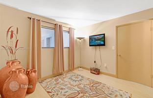 3-bedroom apartments in condo 107 m² in Plantation for $284,000