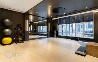 2-bedroom apartment in Etobicoke for C$757,000