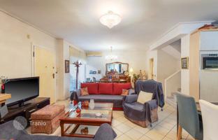 3-room townhouse 165 m² in Attica for 580,000 €
