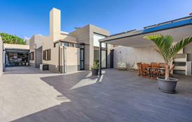 Furnished modern villa with a garage in El Médano, Tenerife, Spain for 495,000 €