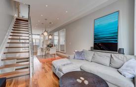 Terraced house – Richmond Street West, Old Toronto, Toronto,  Ontario,   Canada for C$2,494,000