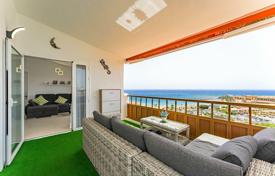 Two-bedroom furnished penthouse with stunning sea views in Los Cristianos, Tenerife, Spain for 695,000 €