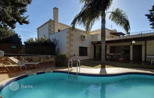 Land plot 450 m² in Kolymvari for 800,000 €