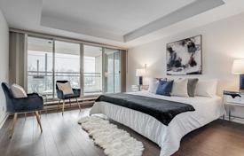 Apartment – Queens Quay West, Old Toronto, Toronto,  Ontario,   Canada for C$1,233,000
