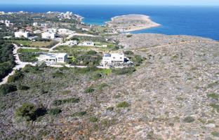 Land plot 5,437 m² in Akrotiri for 340,000 €