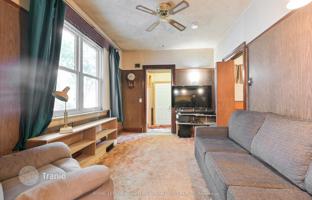 5-bedroom house in East York for C$1,207,000
