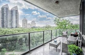 Apartment – Etobicoke, Toronto, Ontario,  Canada for C$949,000
