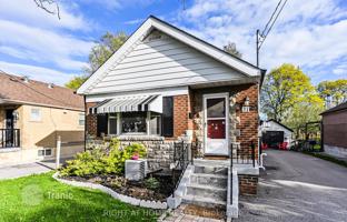 9-bedroom house in Scarborough for C$1,176,000