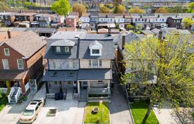 Terraced house – Symington Avenue, Old Toronto, Toronto,  Ontario,   Canada for C$1,765,000