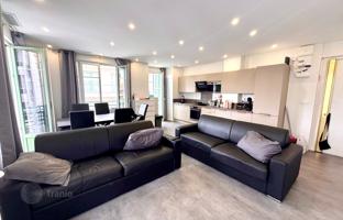 Bright apartment near the sea in the center of Juan les Pins, Cote d'Azur, France for 426,000 €