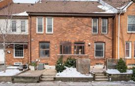 Terraced house – Old Toronto, Toronto, Ontario,  Canada for C$1,015,000