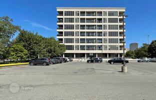 4-bedroom apartment in East York for C$739,000