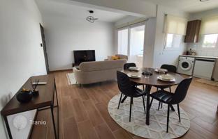 2-room apartment 80 m² in Livadia for 300,000 €