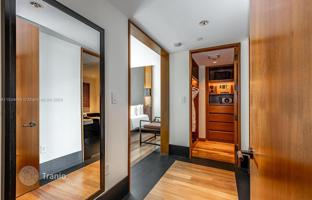 2-bedroom apartments in condo 108 m² in Miami Beach for $2,800,000