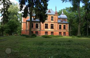 Country house 2,800 m² in Smiltene Municipality for 2,500,000 €