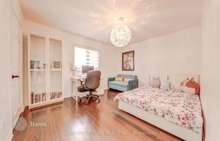 24-bedroom house in Scarborough for C$2,484,000