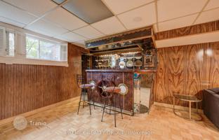 8-bedroom townhouse in Etobicoke for C$1,312,000