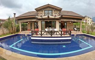 3-bedroom villa 470 m² in Kemer for 720,000 €