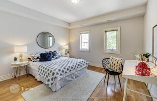 9-bedroom townhouse in Old Toronto for C$1,766,000