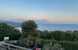 OPATIJA, POBRI — a larger apartment in a newer building with a panoramic view of the sea, 3 minutes from Opatija for 450,000 €