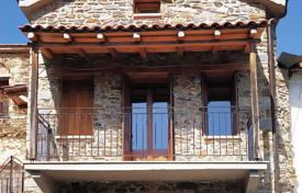 Three-level traditional villa with mountain views in the Peloponnese, Greece for 400,000 €