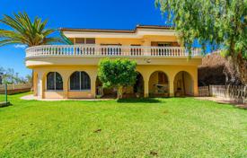 Two-storey villa with a garden, a guest house and ocean views, Chayofa, Tenerife, Spain for 1,595,000 €