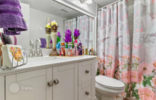 2-bedroom apartments in condo 136 m² in Pembroke Pines for $287,000