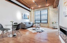 Apartment – King Street, Old Toronto, Toronto,  Ontario,   Canada for C$937,000
