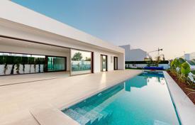 Single-storey villas with swimming pools close to the beach, Los Alcazares, Spain for 750,000 €