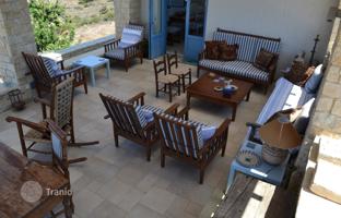 3-bedroom cottage 307 m² in Pissouri for 1,050,000 €