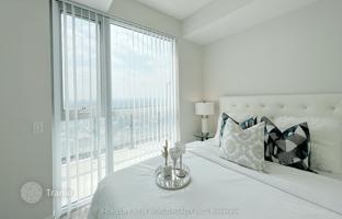 5-bedroom apartment in Peter Street for C$1,273,000