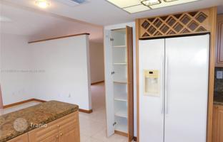 3-bedroom house 228 m² in Miami for $660,000