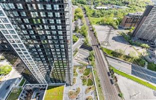 6-bedroom apartment in Etobicoke for C$1,014,000