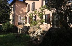 Magnificent villa between Aix en Provence et Marseille for 780,000 €