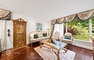 8-bedroom house in North York for C$2,440,000