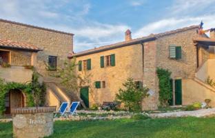 10-bedroom villa 940 m² in Volterra for 2,500,000 €