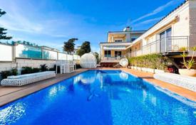 Villa – Torrevieja, Valencia, Spain for 1,300,000 €