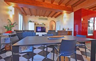 3-bedroom apartment 177 m² in Liguria for 1,390,000 €