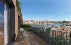 Premium 2-Bedroom Duplex apartment overlooking the Douro river! for 650,000 €