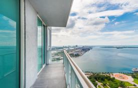 Cosy two-level flat with ocean views in a residence on the first line of the beach, Miami, Florida, USA for 1,763,000 €
