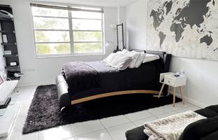 1-bedroom apartments in condo 82 m² in Aventura for $299,000