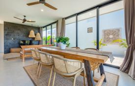 Brand New 4 Bedroom Villas in The Heart of Canggu for 417,000 €