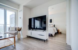 4-bedroom apartment in Redpath Avenue for C$779,000