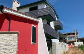 Townhouses of new construction at the seaside for 360,000 €