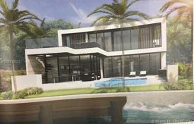 New villa with a pool, a pond, a terrace and a bay view, Surfside, USA for $5,250,000