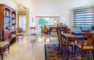 2-bedroom apartment 207 m² in Marbella for 1,200,000 €